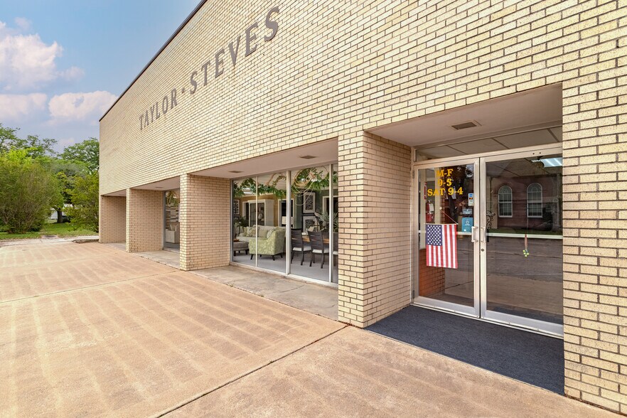 1521 6th St, Bay City, TX à vendre - Photo de l’immeuble – Image 2 sur 17