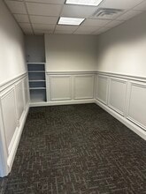 503 S Saginaw St, Flint, MI à louer Photo intérieure– Image 2 sur 7