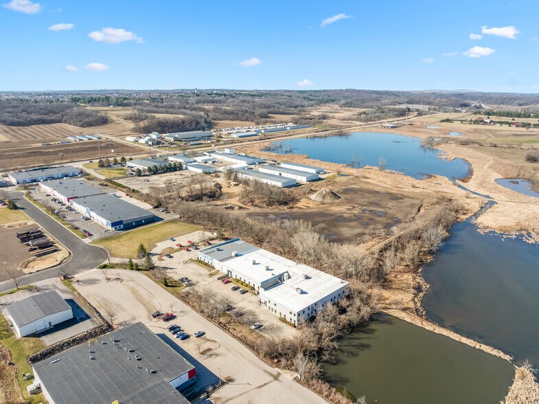 8840 N Greenview Dr, Middleton, WI à vendre - Photo de l’immeuble – Image 3 sur 8
