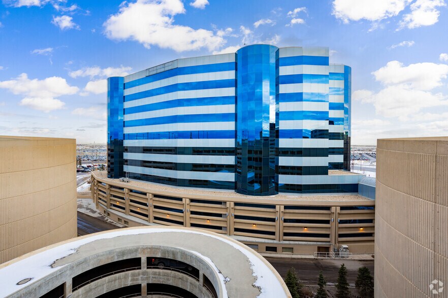 1601 Airport Rd NE, Calgary, AB à vendre - Photo de l’immeuble – Image 3 sur 4