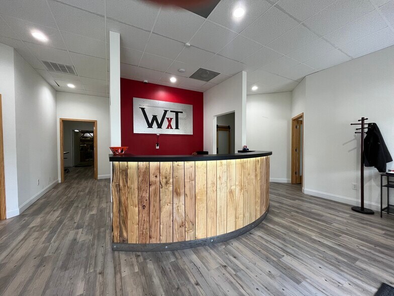 540 W 32nd St, Charlotte, NC à louer - Photo de l’immeuble – Image 3 sur 7
