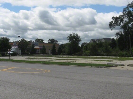 14N580 Route 31, West Dundee, IL à louer Photo principale– Image 1 sur 2