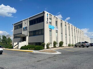 Plus de détails pour 57 W Timonium Rd, Timonium, MD - Bureau à louer