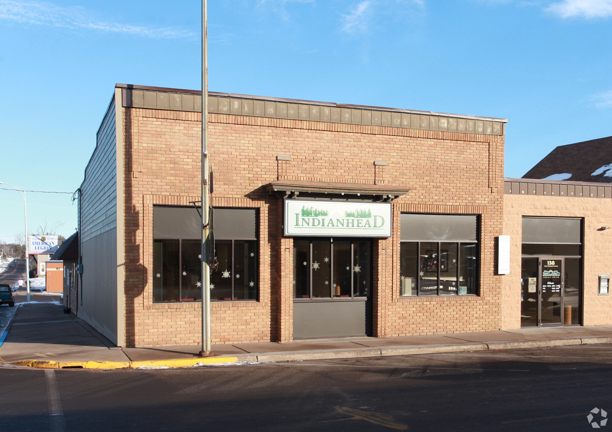 138 W Madison Ave, Grantsburg, WI à vendre Photo principale– Image 1 sur 15