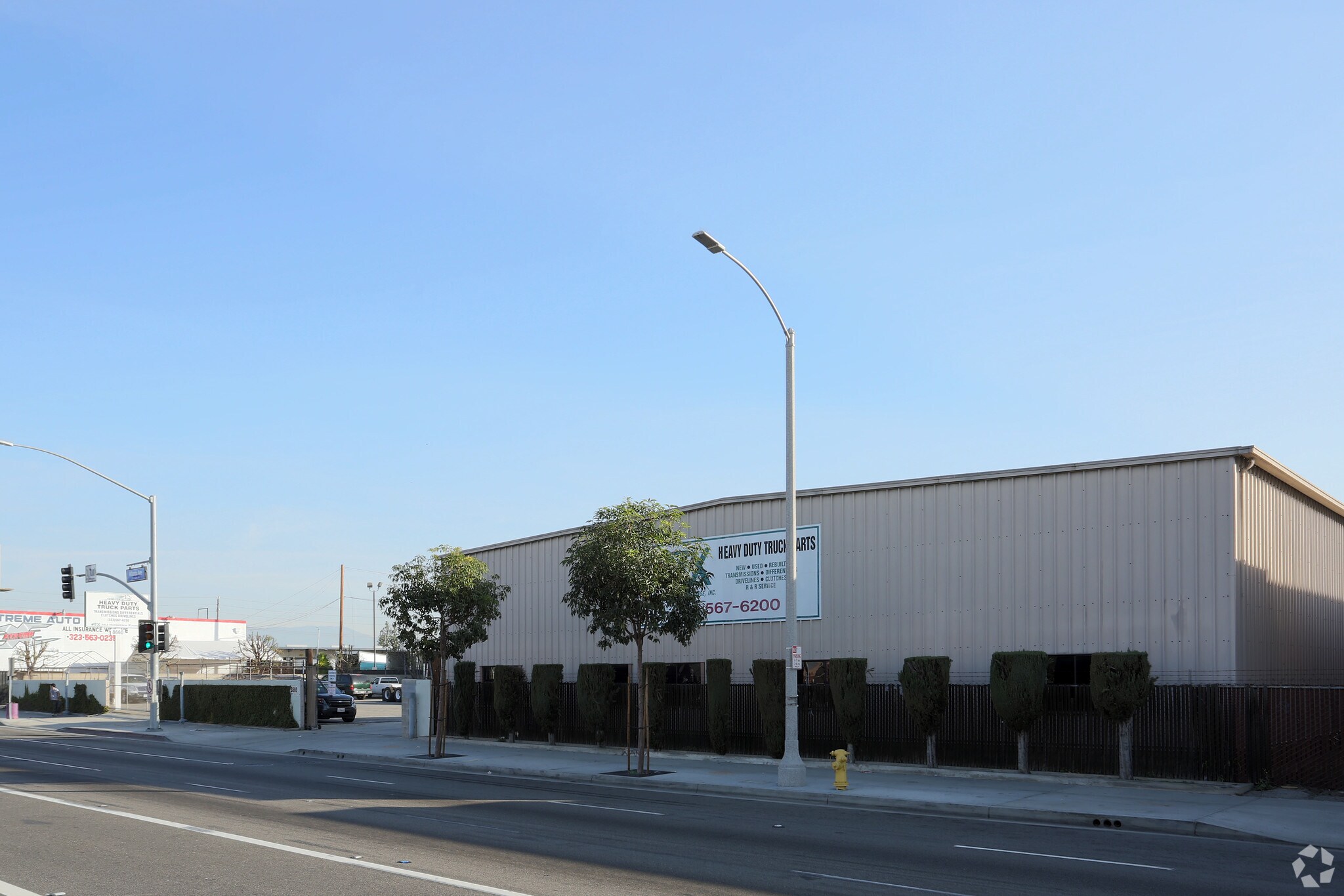 8660 Atlantic Ave, South Gate, CA à vendre Photo de l’immeuble– Image 1 sur 5