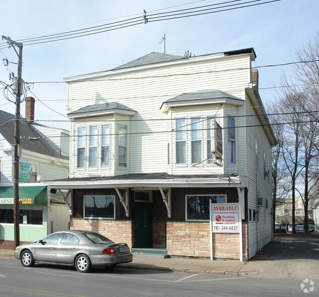 28 Porter St, Stoughton, MA à vendre - Photo de l’immeuble – Image 2 sur 2