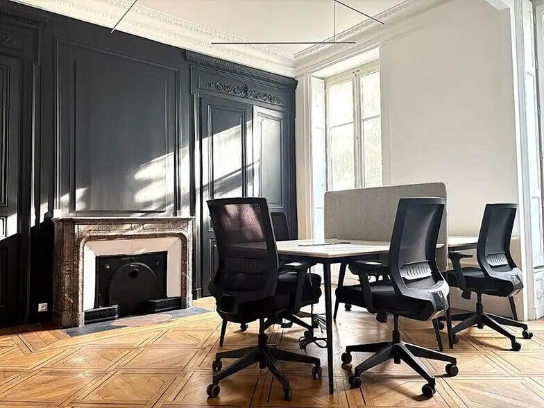 Bureau dans Lyon à louer - Photo de l’immeuble – Image 2 sur 7