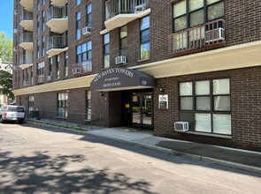 129 York St, New Haven, CT à louer Photo de l’immeuble– Image 1 sur 8