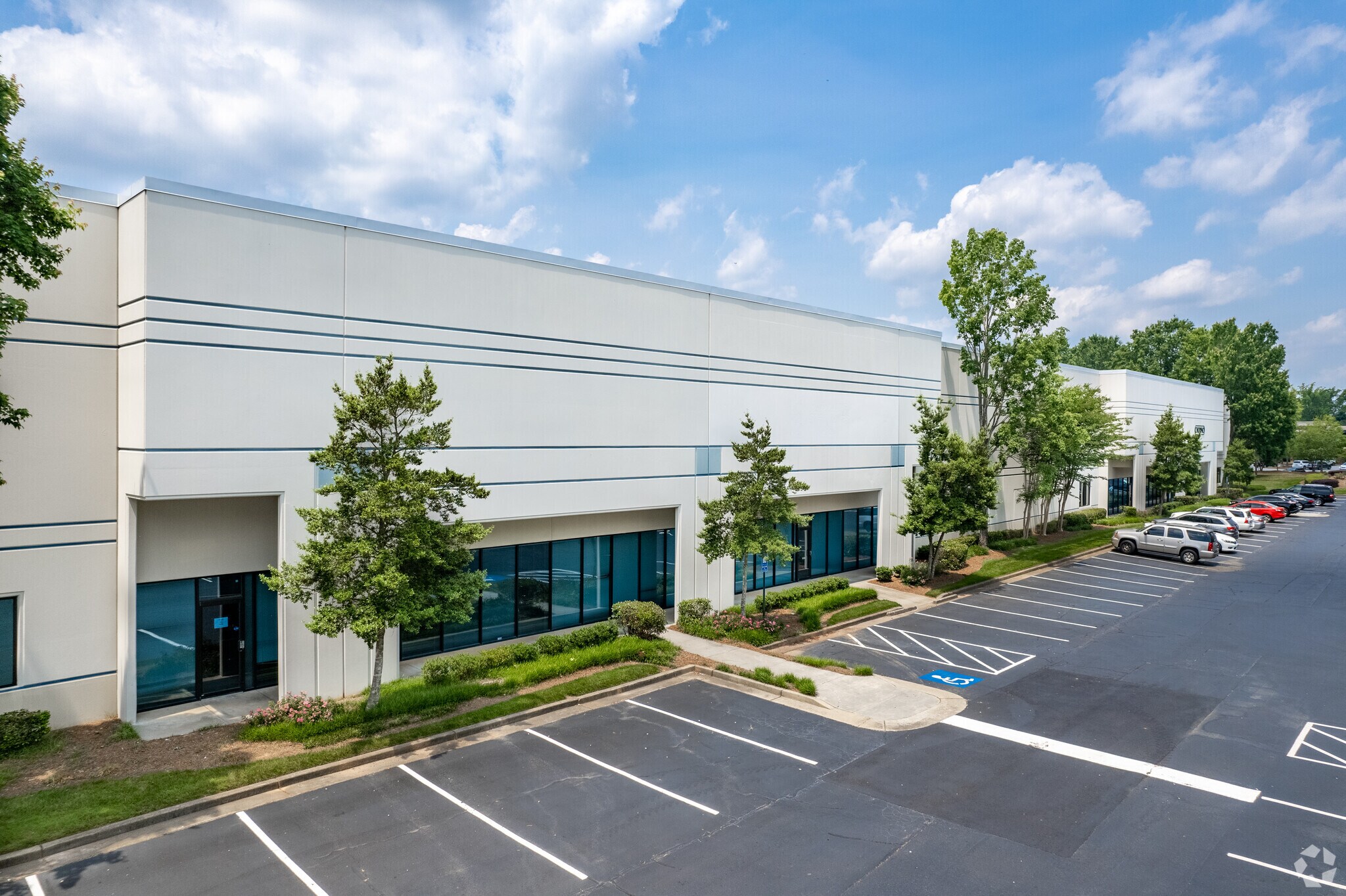 255 Satellite Blvd, Suwanee, GA à louer Photo principale– Image 1 sur 7