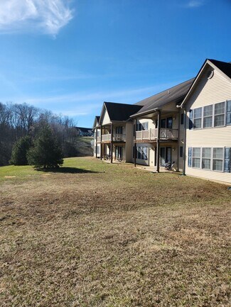 Plus de détails pour 21 Forevergreen Dr, Falling Waters, WV - Logement à vendre