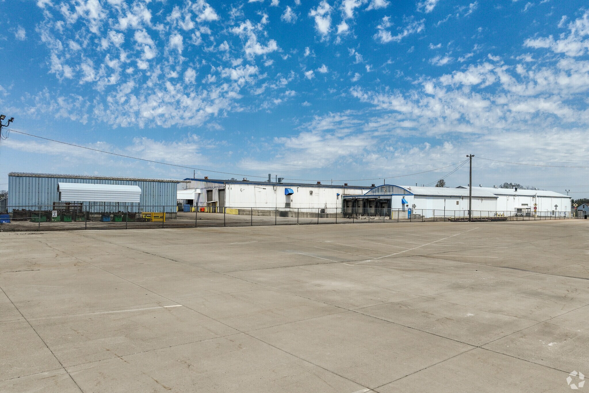 705 N Fayette St, Fayette, OH à vendre Photo principale– Image 1 sur 14