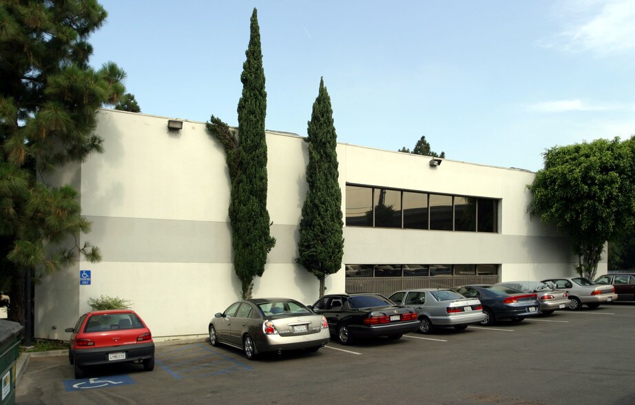 100 E Wardlow Rd, Long Beach, CA à vendre - Autre – Image 2 sur 18