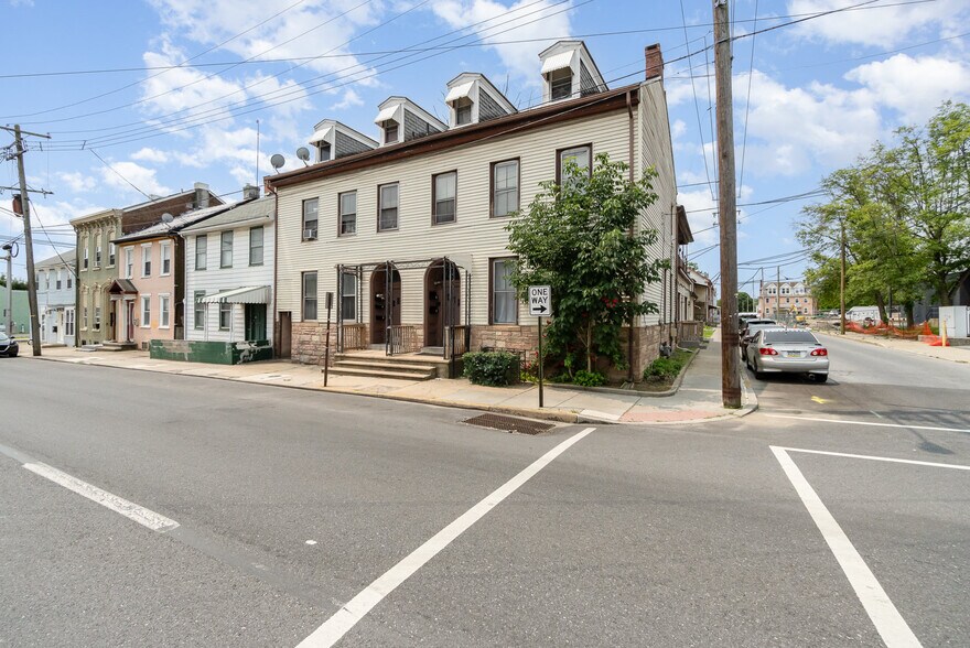 611-613 N 9th St, Lebanon, PA à vendre - Photo de l’immeuble – Image 2 sur 35