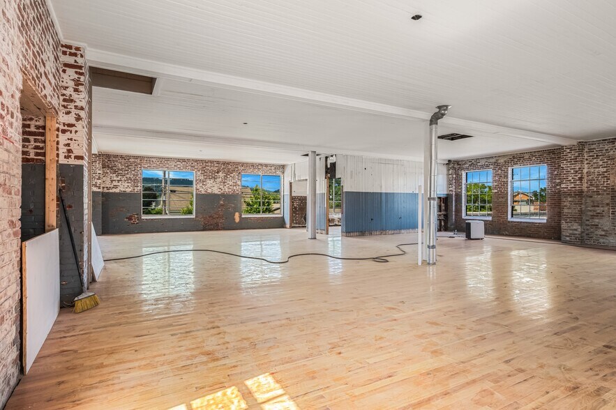 644 Walnut St, Gadsden, AL à louer - Photo de l’immeuble – Image 3 sur 21