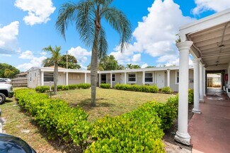 Plus de détails pour 320 NE 13th Ave, Boynton Beach, FL - Logement à vendre