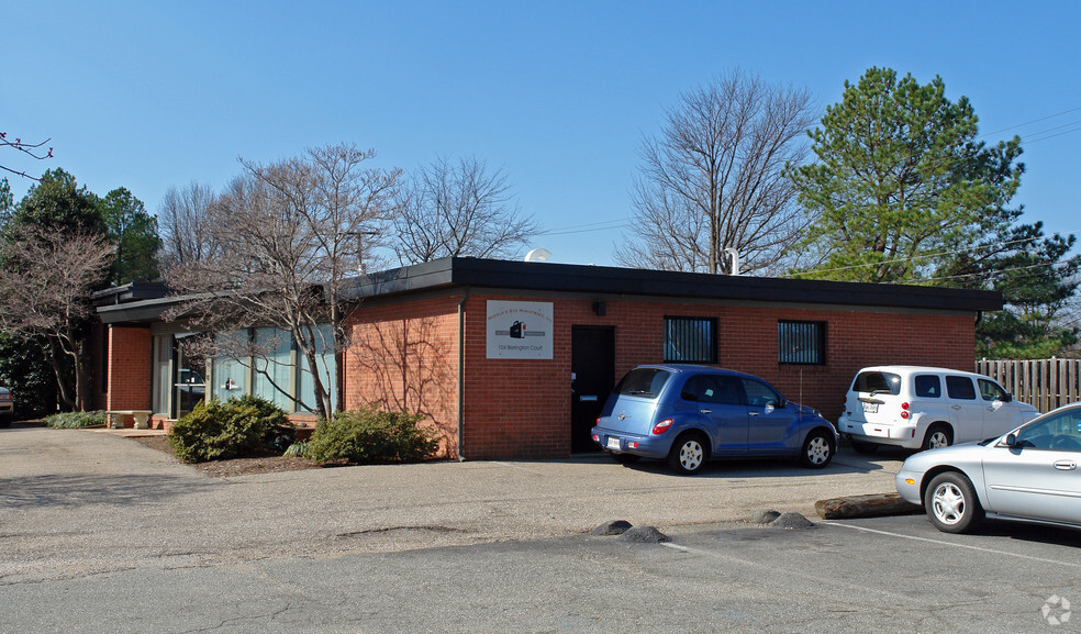 104 Berrington Ct, Richmond, VA à louer - Photo principale – Image 1 sur 3