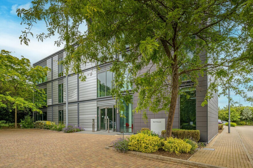 Seebeck Pl, Milton Keynes à louer - Photo de l’immeuble – Image 3 sur 16