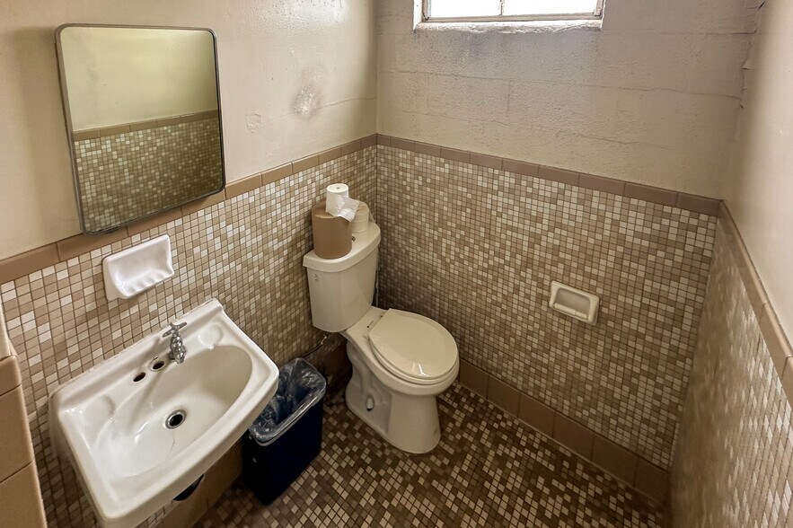 316 Coles St, El Paso, TX à louer - Photo de l’immeuble – Image 3 sur 10