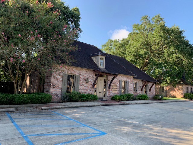 6715 Perkins, Baton Rouge, LA à vendre - Photo de l’immeuble – Image 2 sur 21