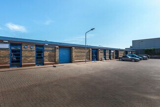 Plus de détails pour 906-917 Yeovil Rd, Slough - Industriel/Logistique à louer