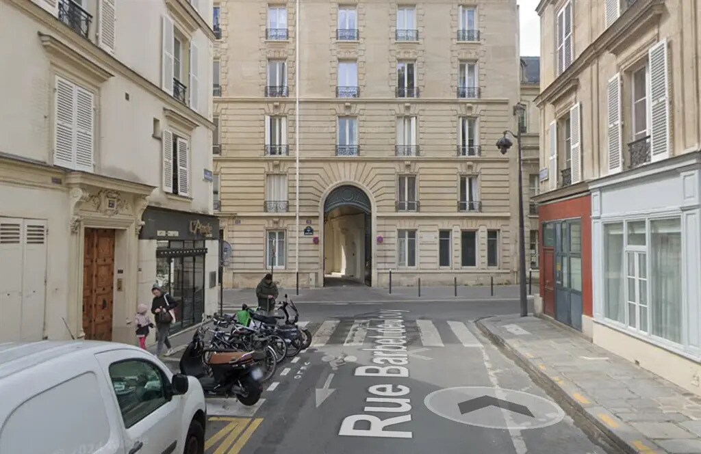 Local commercial dans Paris à louer Photo de l’immeuble– Image 1 sur 5