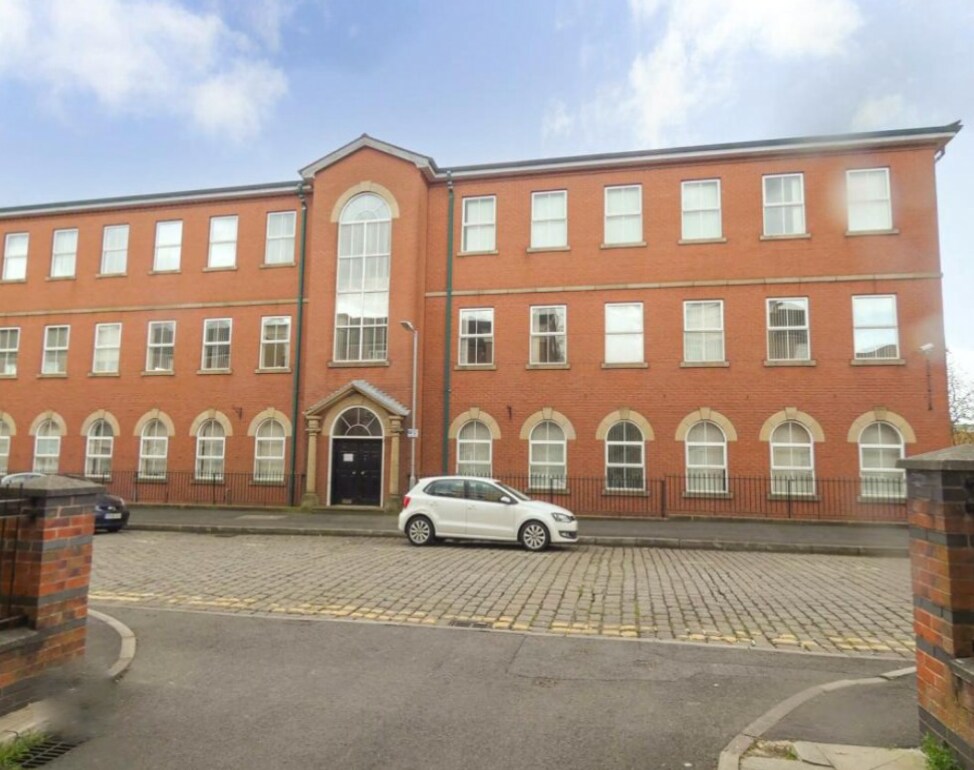 Clive St, Bolton à louer Photo principale– Image 1 sur 4