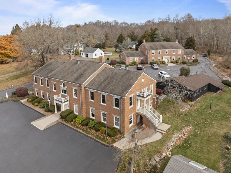 157 Goose Ln, Guilford, CT à louer - Photo de l’immeuble – Image 2 sur 5