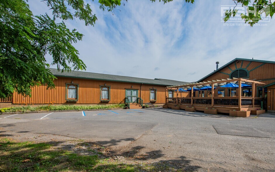 204 Valley St, Williamsport, PA à vendre - Photo de l’immeuble – Image 2 sur 24