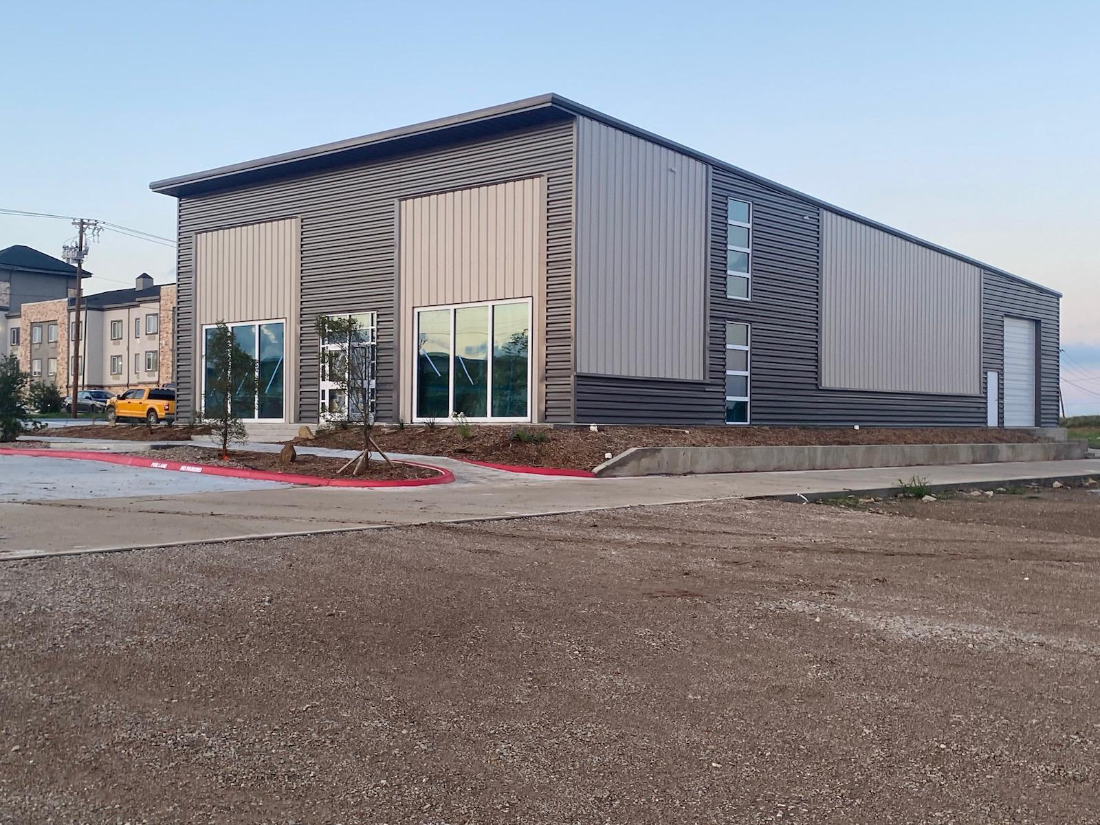 109 Carl Kessler Blvd, Mineral Wells, TX à louer Photo de l’immeuble– Image 1 sur 13