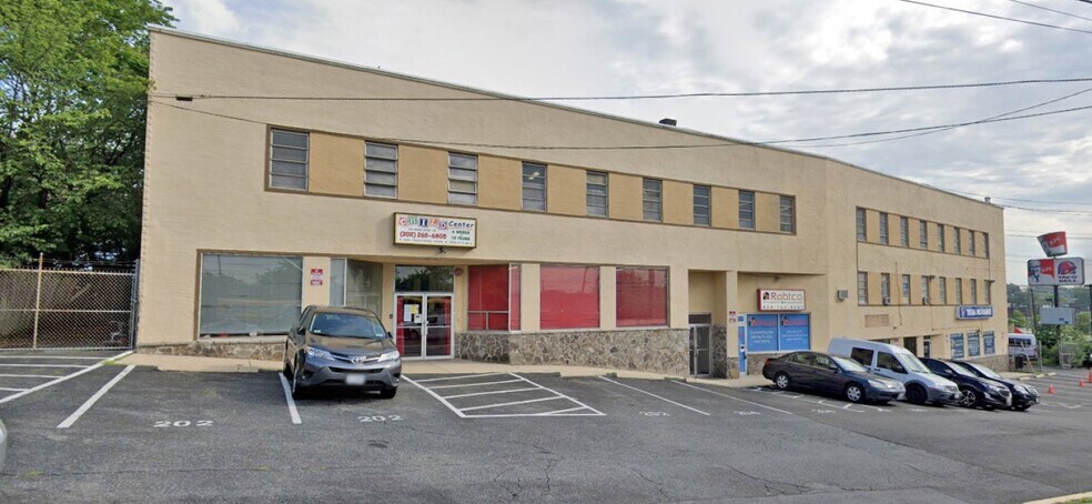 202-212 Riggs Rd NE, Washington, DC à louer - Photo de l’immeuble – Image 2 sur 3