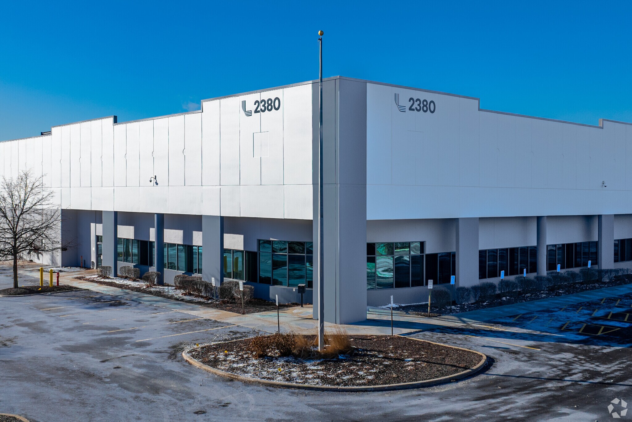 2380 Sullivan Rd, Aurora, IL à louer Photo de l’immeuble– Image 1 sur 46