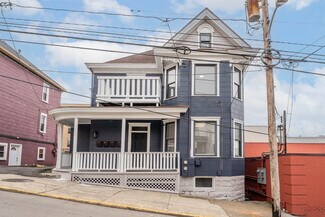 Plus de détails pour 124 Fayette St, Morgantown, WV - Bureau à vendre