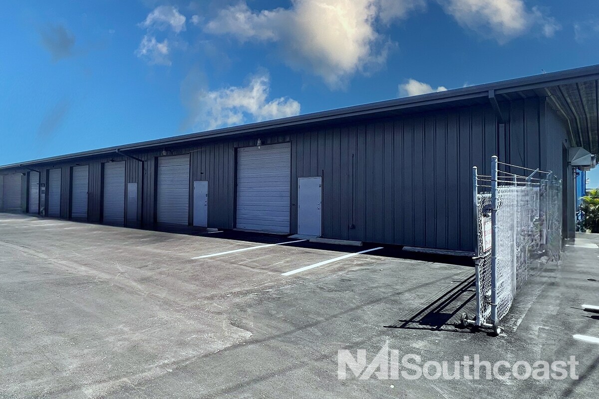 408-412 Farmers Market Rd, Fort Pierce, FL à louer Photo de l’immeuble– Image 1 sur 11