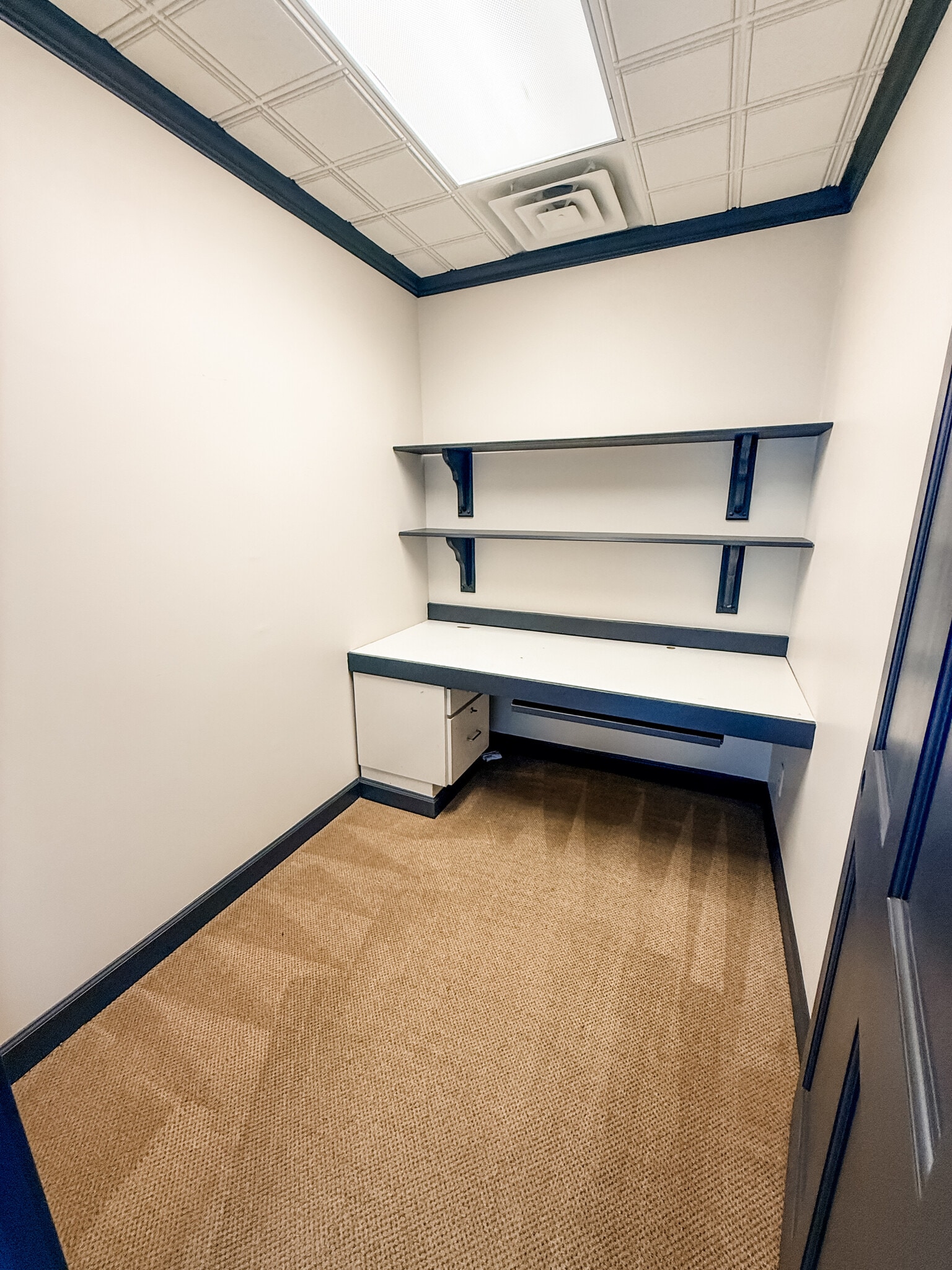 201 E Camperdown Way, Greenville, SC à louer Photo intérieure– Image 1 sur 2