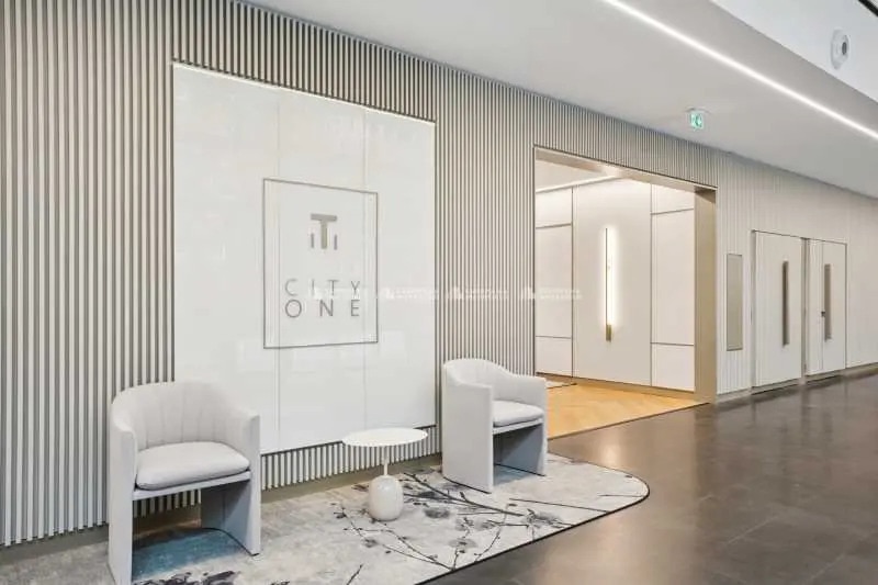 Bureau dans Lyon à louer - Hall d’entrée – Image 2 sur 18