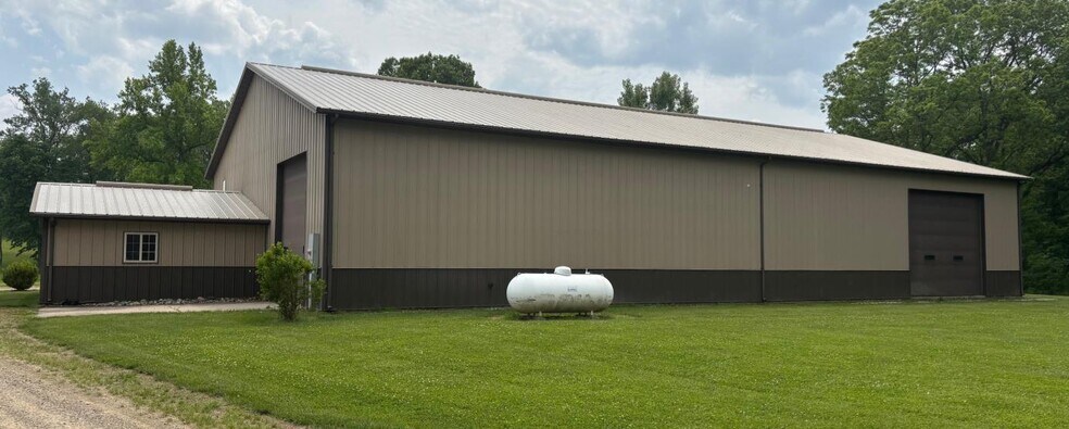 3215 Sandhill Rd, Mason, MI à vendre - Photo de l’immeuble – Image 3 sur 4
