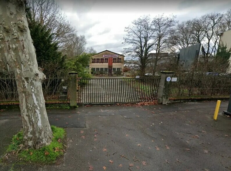 Local d’activités dans Toulouse à louer - Photo de l’immeuble – Image 1 sur 6