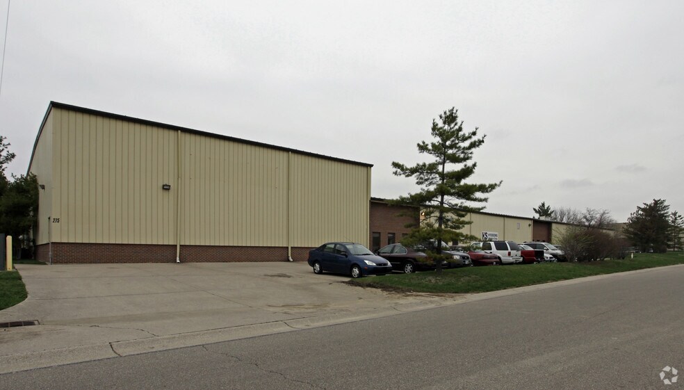 275 Northpointe Dr, Fairfield, OH à vendre - Photo de l’immeuble – Image 3 sur 4