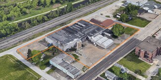 Plus de détails pour 939 W Wooster Rd, Barberton, OH - Local commercial à vendre