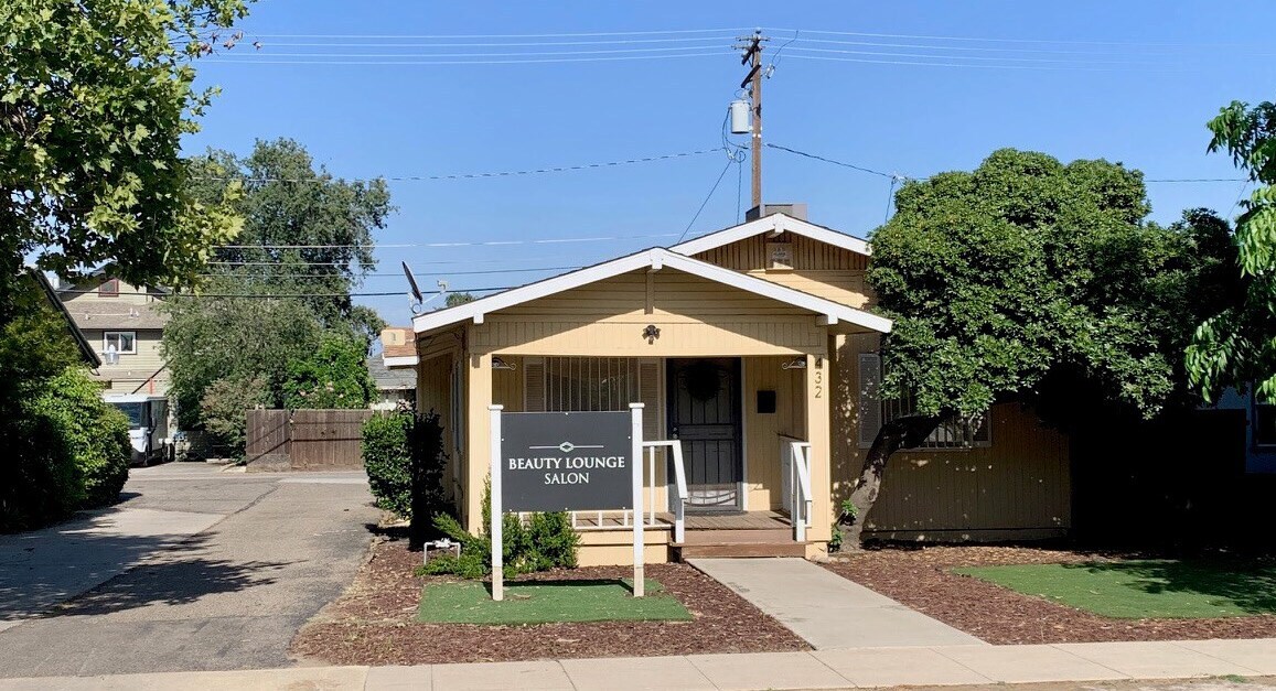 432 S Church St, Visalia, CA à louer Photo de l’immeuble– Image 1 sur 5