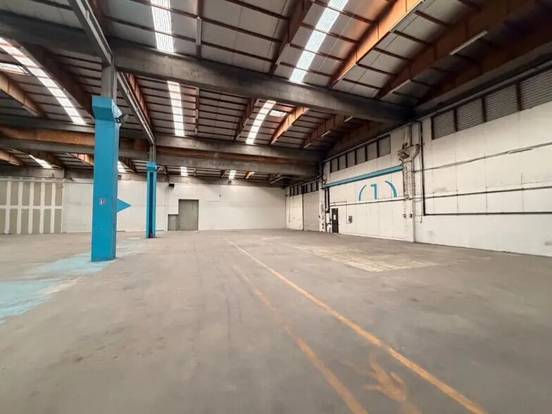 Bureau dans Saint-Priest à louer - Photo intérieure – Image 3 sur 10