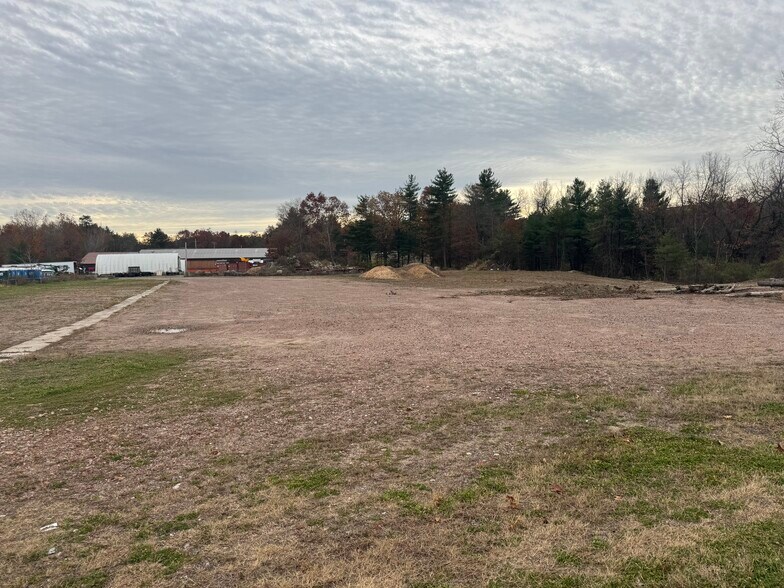2380 Boston Rd, Wilbraham, MA à louer - Photo de l’immeuble – Image 3 sur 3