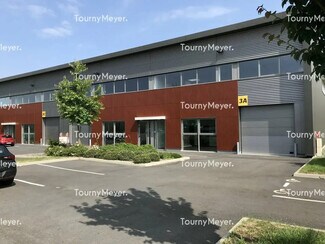 Plus de détails pour Local d'activités à louer