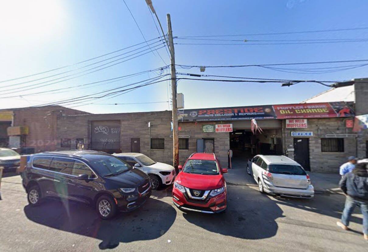 714-728 Chester St, Brooklyn, NY à vendre Photo de l’immeuble– Image 1 sur 8