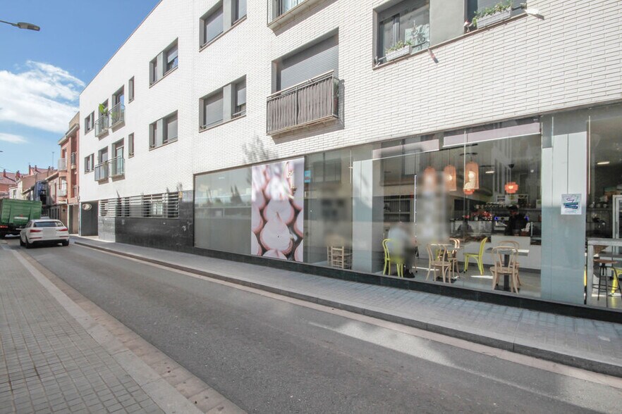 Immeuble residentiel dans Sabadell, Barcelona à vendre - Photo de l’immeuble – Image 1 sur 2