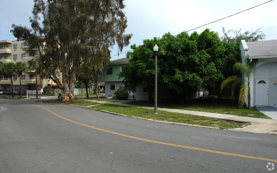 445 7th Ave N, Saint Petersburg, FL à vendre - Photo de l’immeuble – Image 2 sur 2