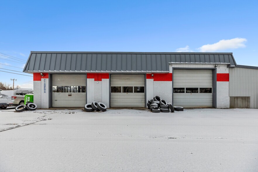 444 Russell St, Hadley, MA à louer - Photo de l’immeuble – Image 3 sur 16