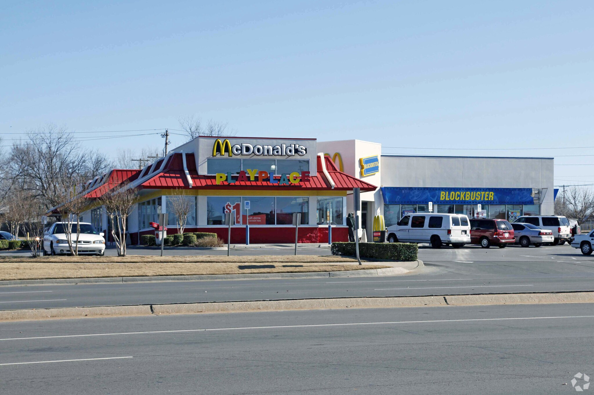 4418 S Shields Blvd, Oklahoma City, OK à louer Photo principale– Image 1 sur 4