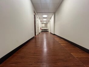 16 E 52nd St, New York, NY à louer Photo intérieure– Image 1 sur 11