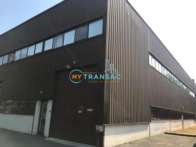 Plus de détails pour Local d'activités à louer